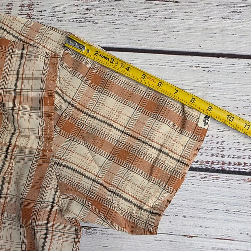 The North Face Mens Orange Plaid Short Sleeve Hiking Shirt A09R Medium